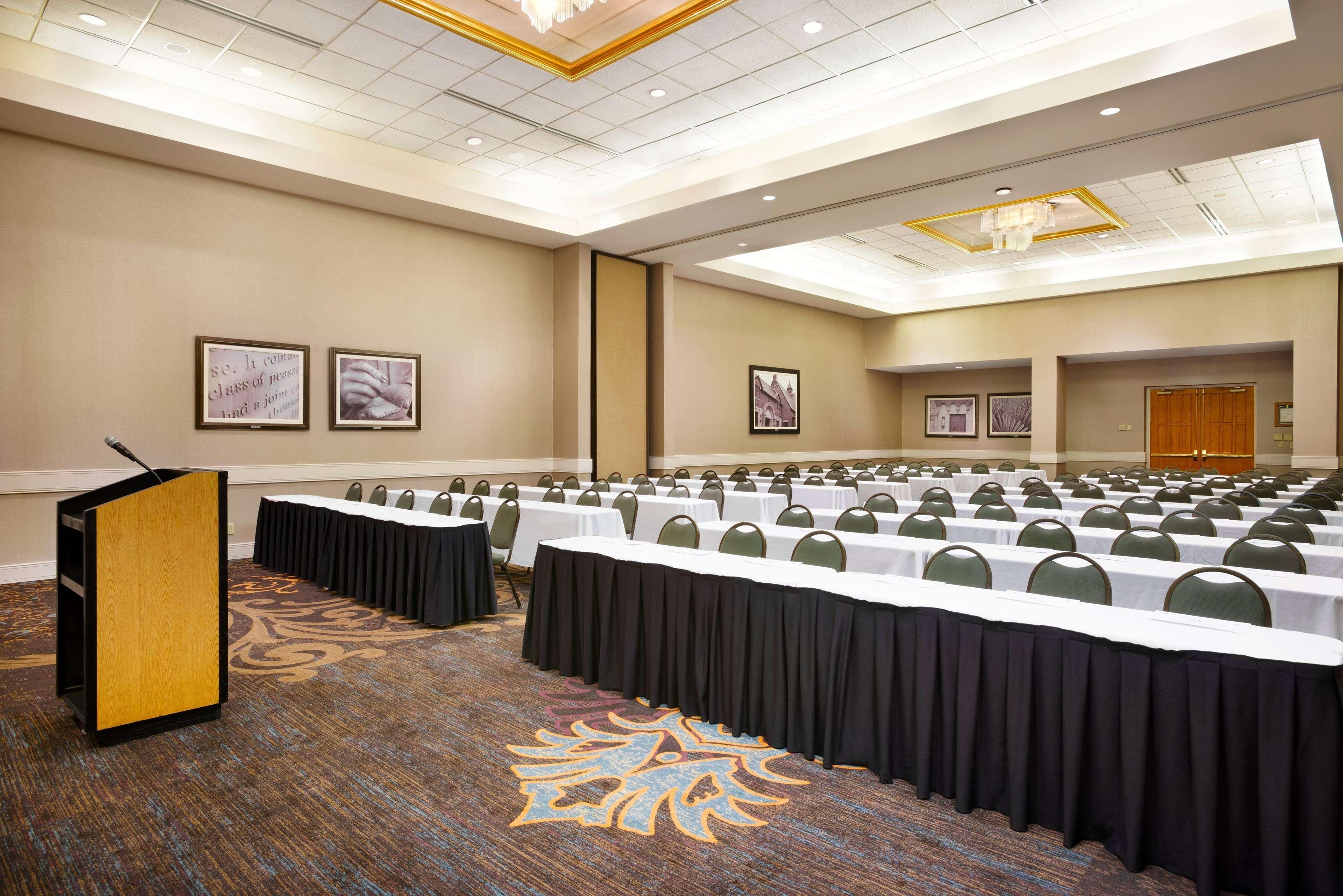 Embassy Suites By Hilton Greensboro Airport Exteriör bild