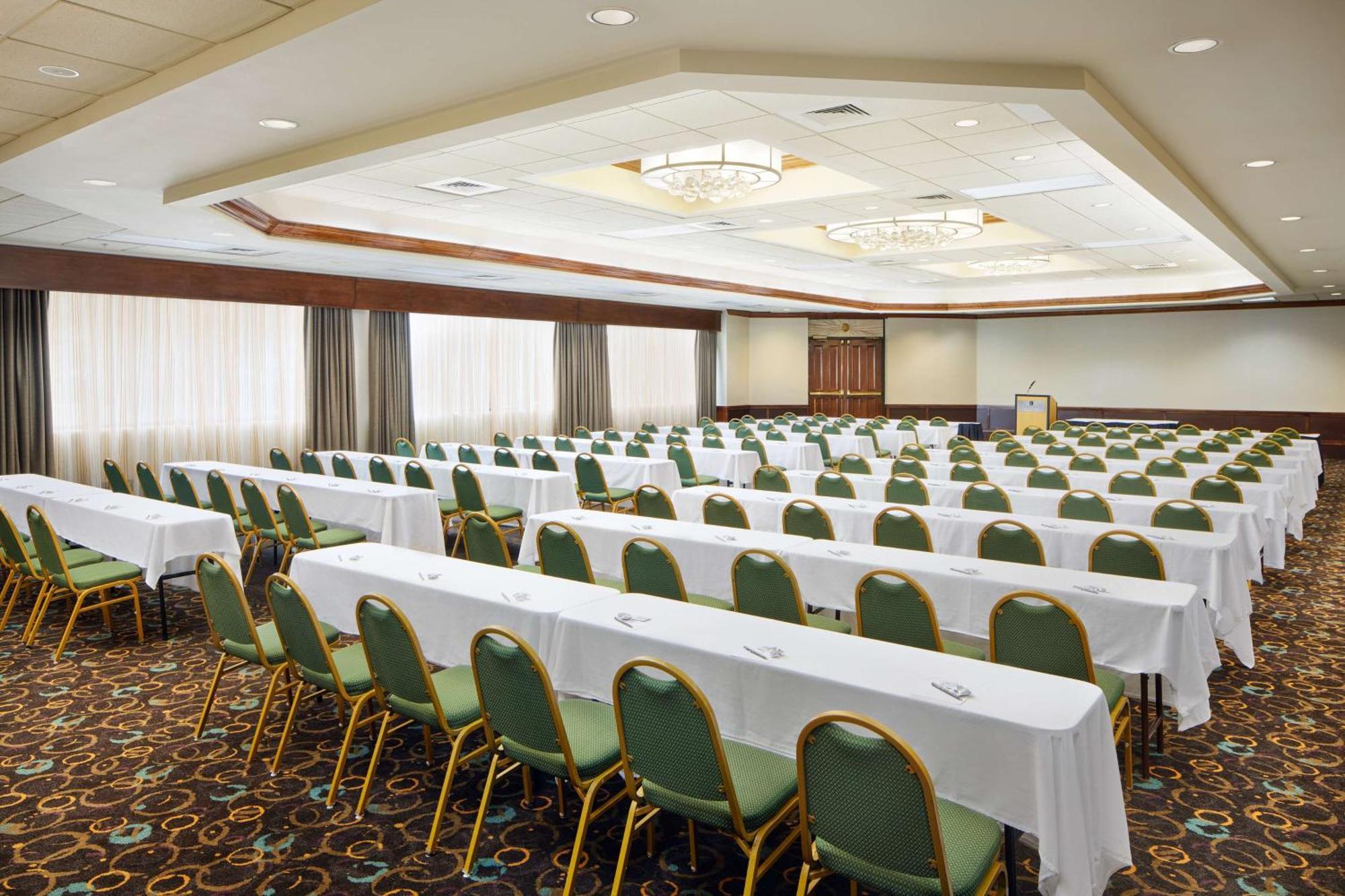 Embassy Suites By Hilton Greensboro Airport Exteriör bild