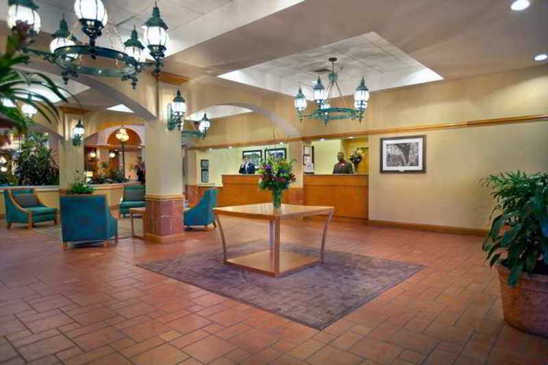 Embassy Suites By Hilton Greensboro Airport Inreriör bild